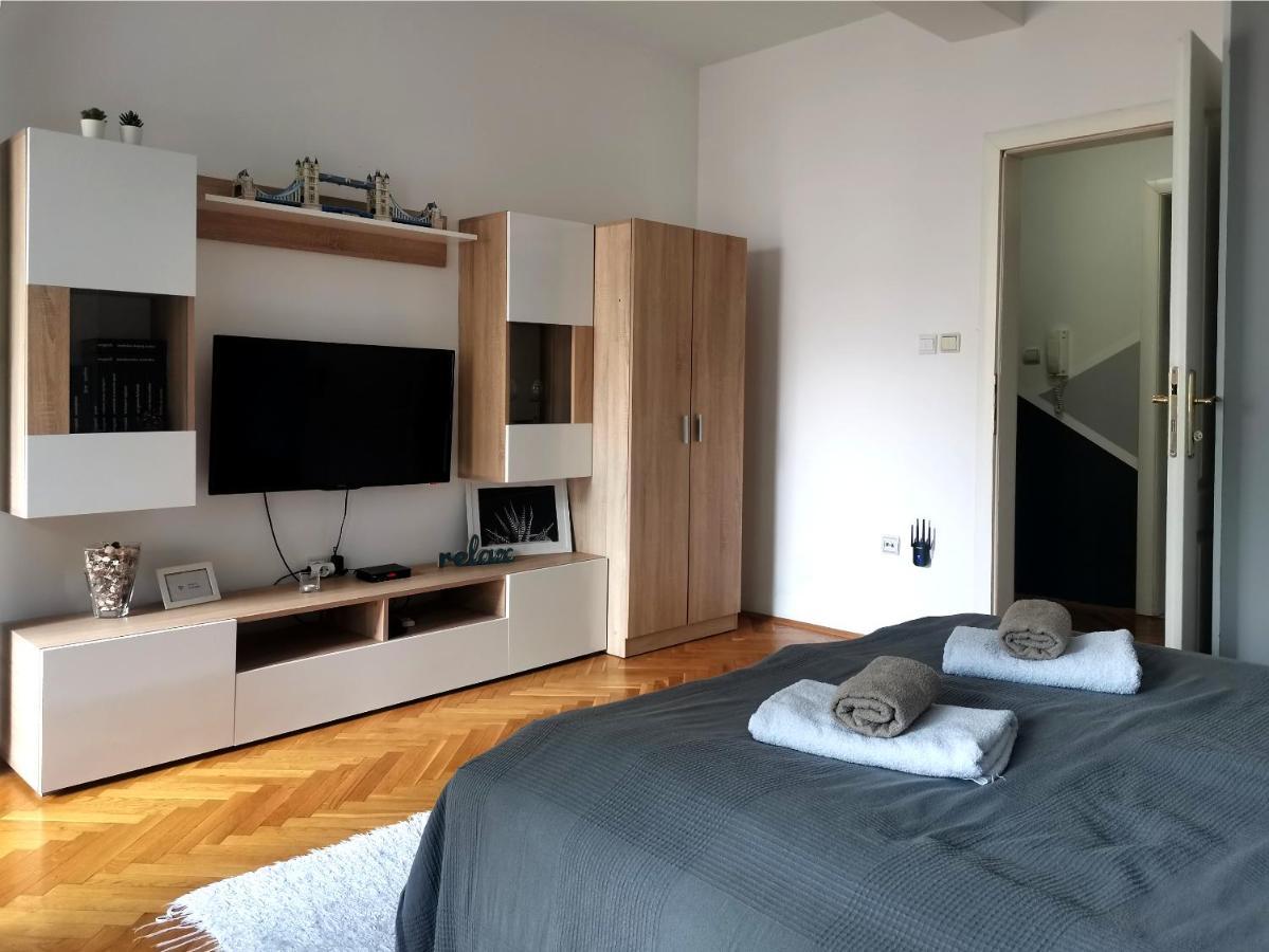 Center Iva * Novi Sad