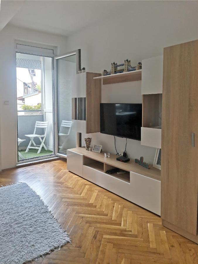 Center Iva * Novi Sad